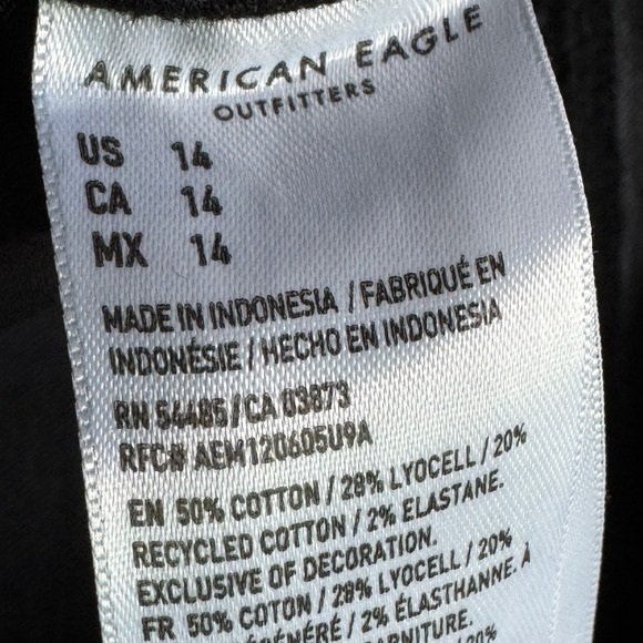 American Eagle Black Denim Cuffed Shorts Distressed Casual Womens 14 - Picture 4 of 5